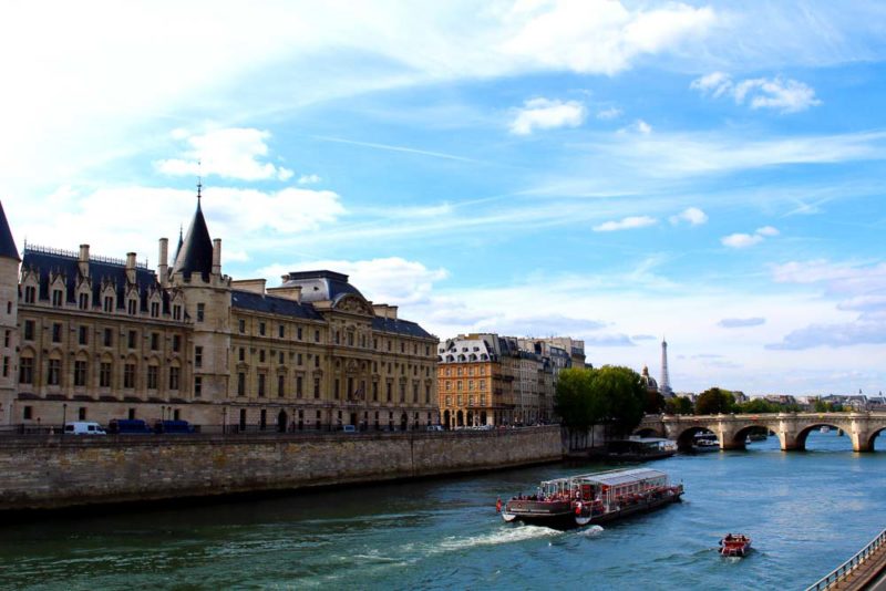 the Conciergerie from Pont au Change