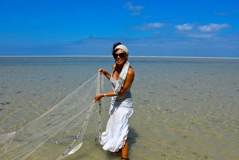 Catching fish in the Detwah Lagoon in Socotra