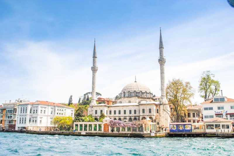 A mosque along the Bosphorus5