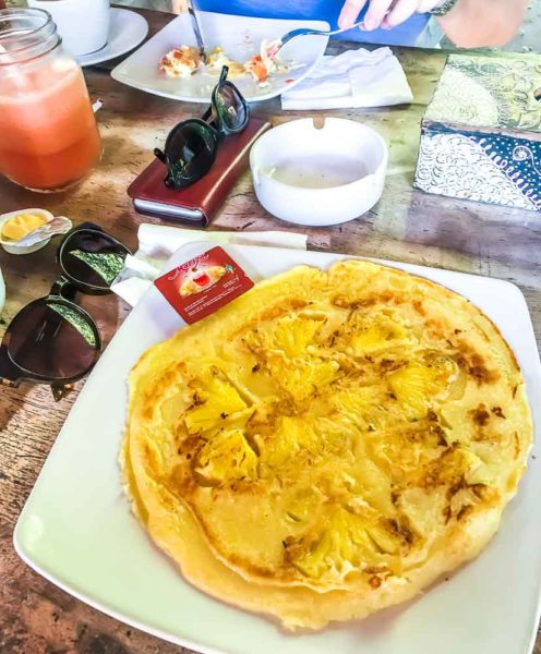Pineapple pancake at Two Towers - everything there is simple, cheap and effective