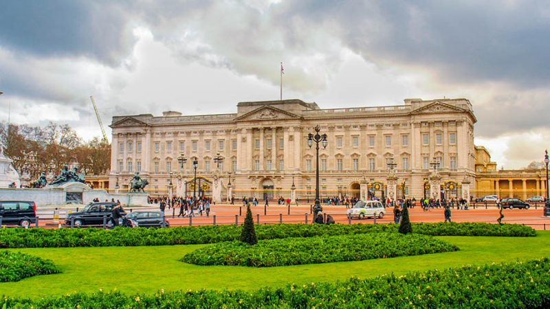 buckingham palace london header