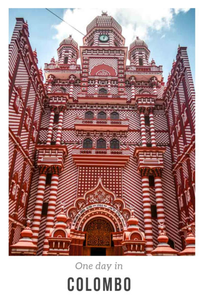 Jami ul-alfar mosque in Colombo. I spent one day in Colombo and filled it visiting various temples, mosque, temples and other places where the colombo locals hang out. #colombo #srilanka #onedayinsrilanka