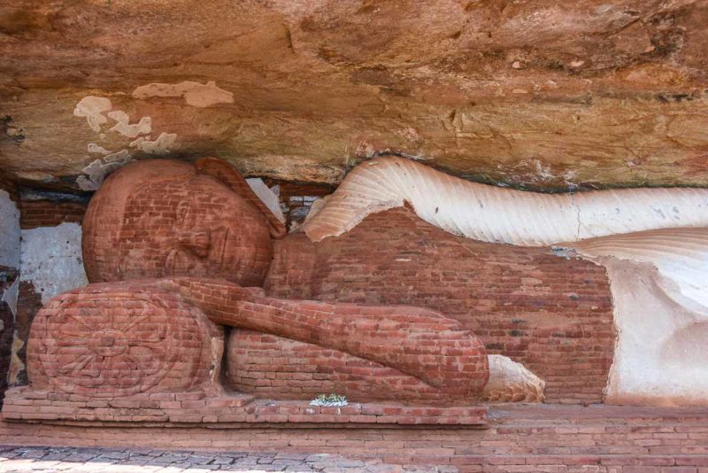 Sleeping Buddha up Pidurangala Rock Temple