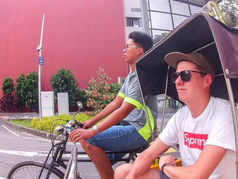 Trishaw ride through Singapore with Trishaw Uncles