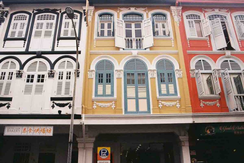 Beautiful townhouses around Chinatown Singapore