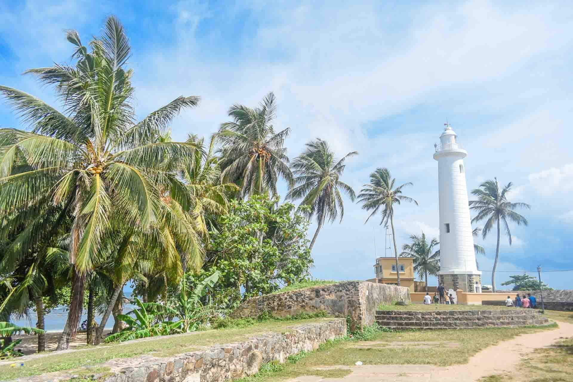 Lighthouse along the wall of Galle Fort Sri Lanka header