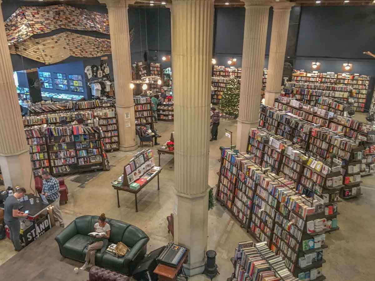 The Last Bookstore LA