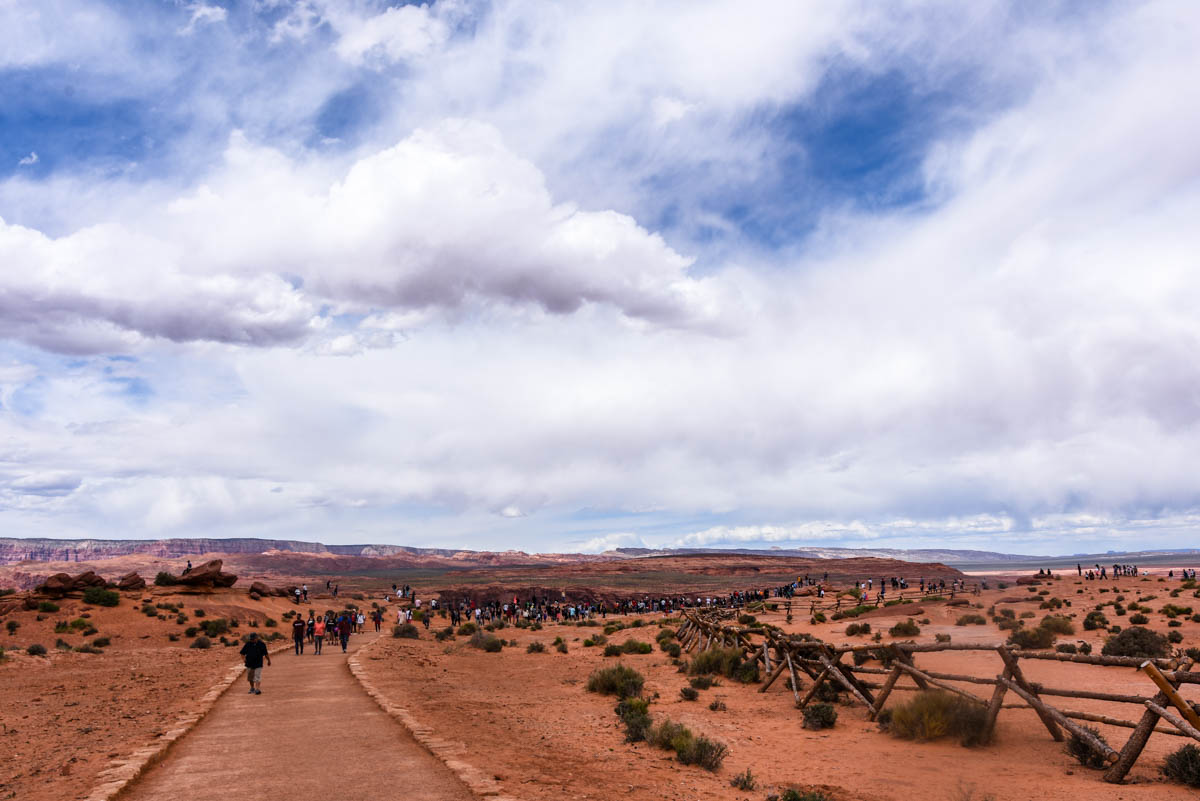 The trail down to Horseshoe Bend