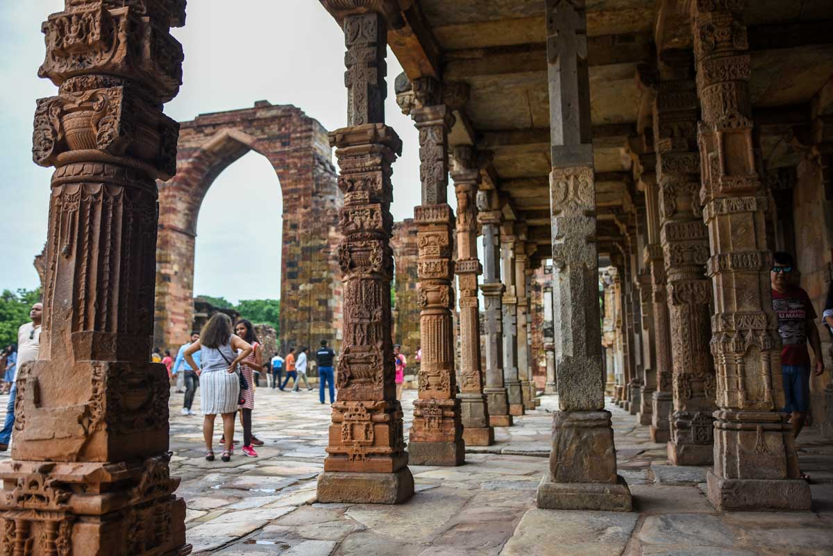 Columns at the ruins of the Quwwut-ul-Islam Mosque