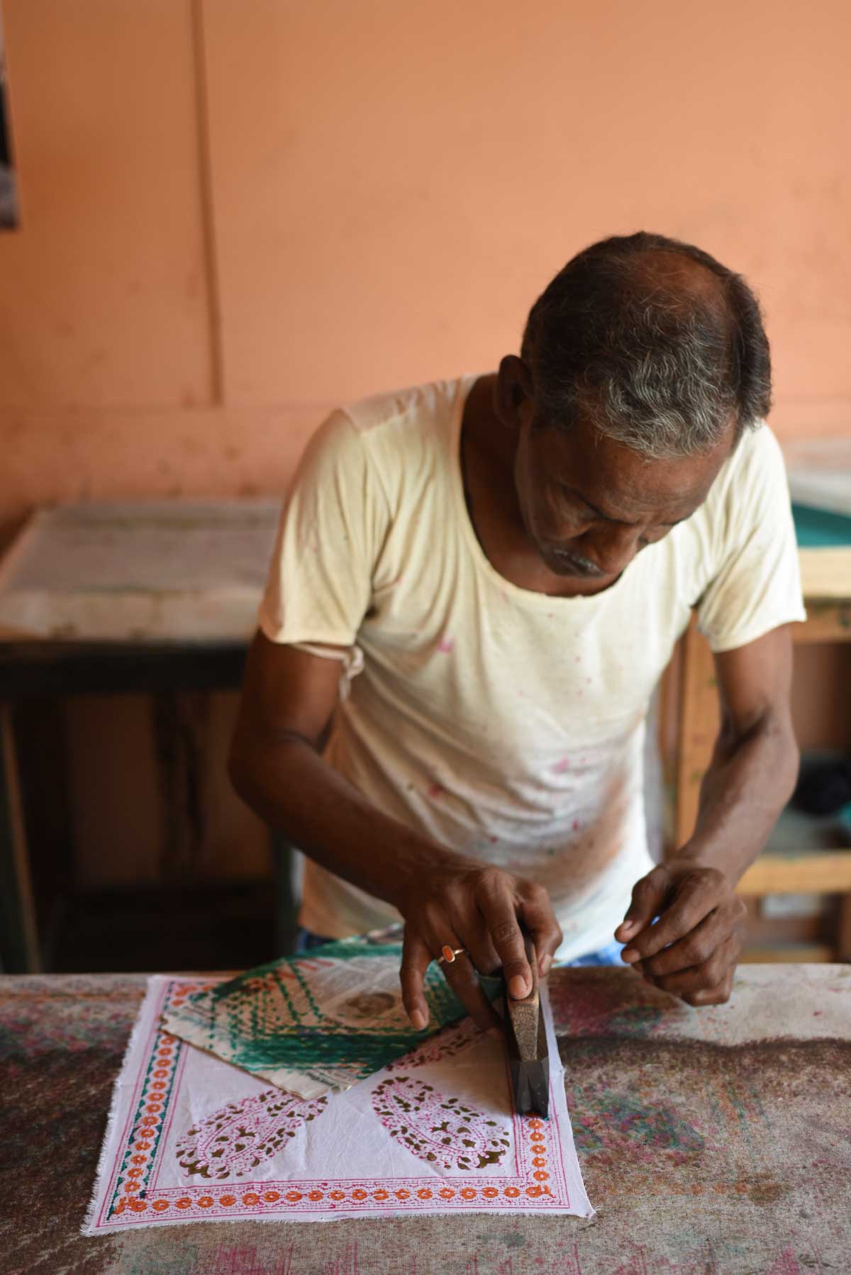 Block printing demo at Anokhi museum Amer2