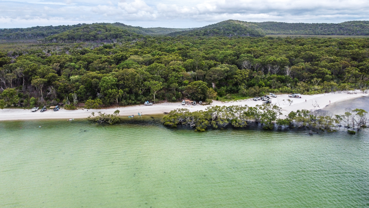 nomad tours fraser island